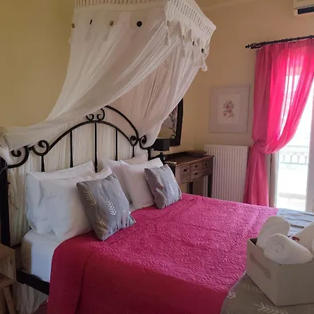 Margarita's Luxury Ξενοδοχείο με διαμερίσματα 4*