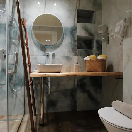 Margarita's Luxury Aparthotel 4*